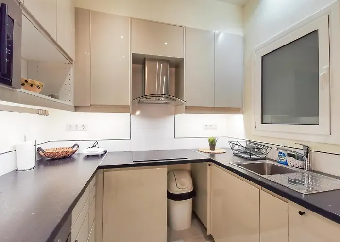 Modern&Sunny, 1Bd, Next To Metro